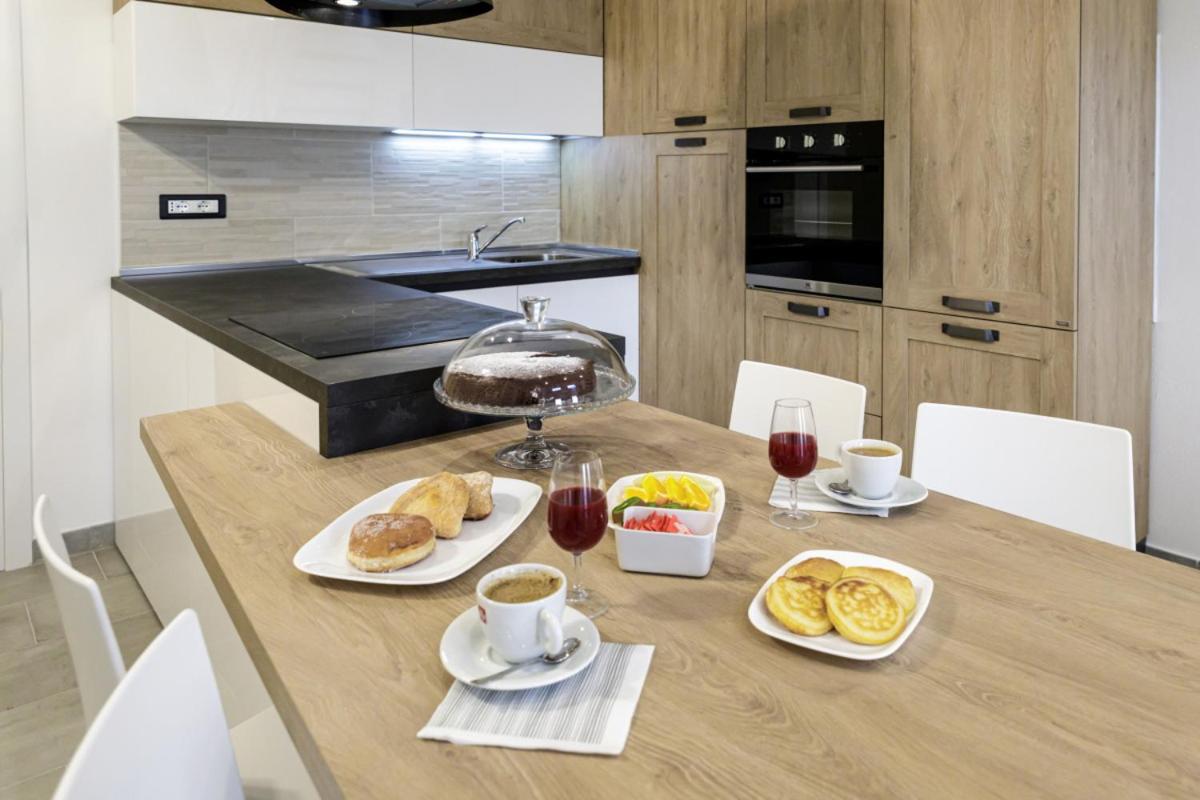 קליארי Bandiera 68 Apartment מראה חיצוני תמונה