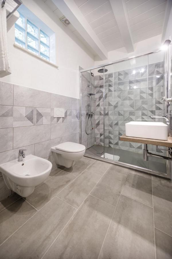 קליארי Bandiera 68 Apartment מראה חיצוני תמונה