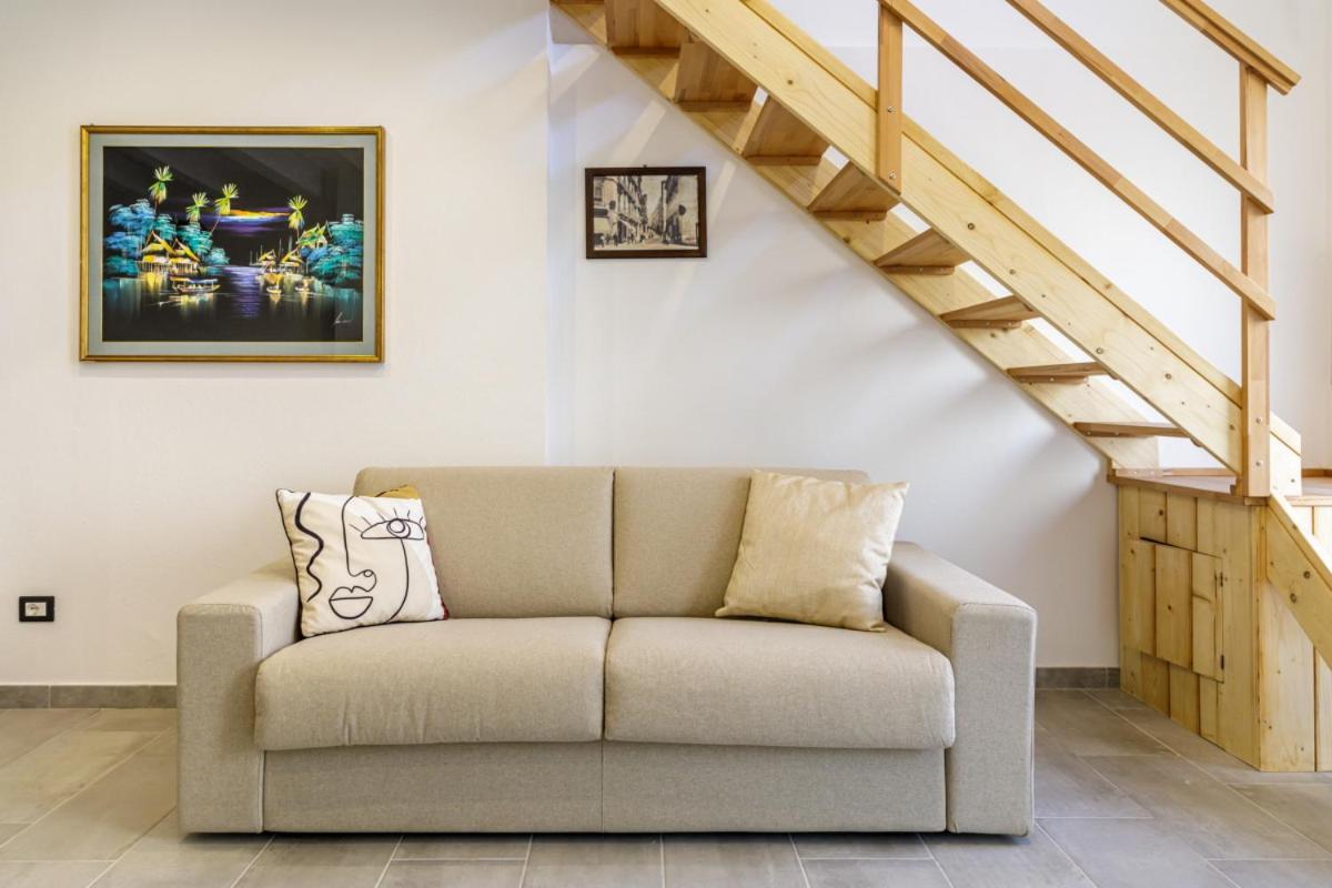 קליארי Bandiera 68 Apartment מראה חיצוני תמונה